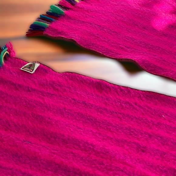 Vintage 80’s Wool Poncho / Cape Boho Style Festival Hippie Style - Picture 3 of 8